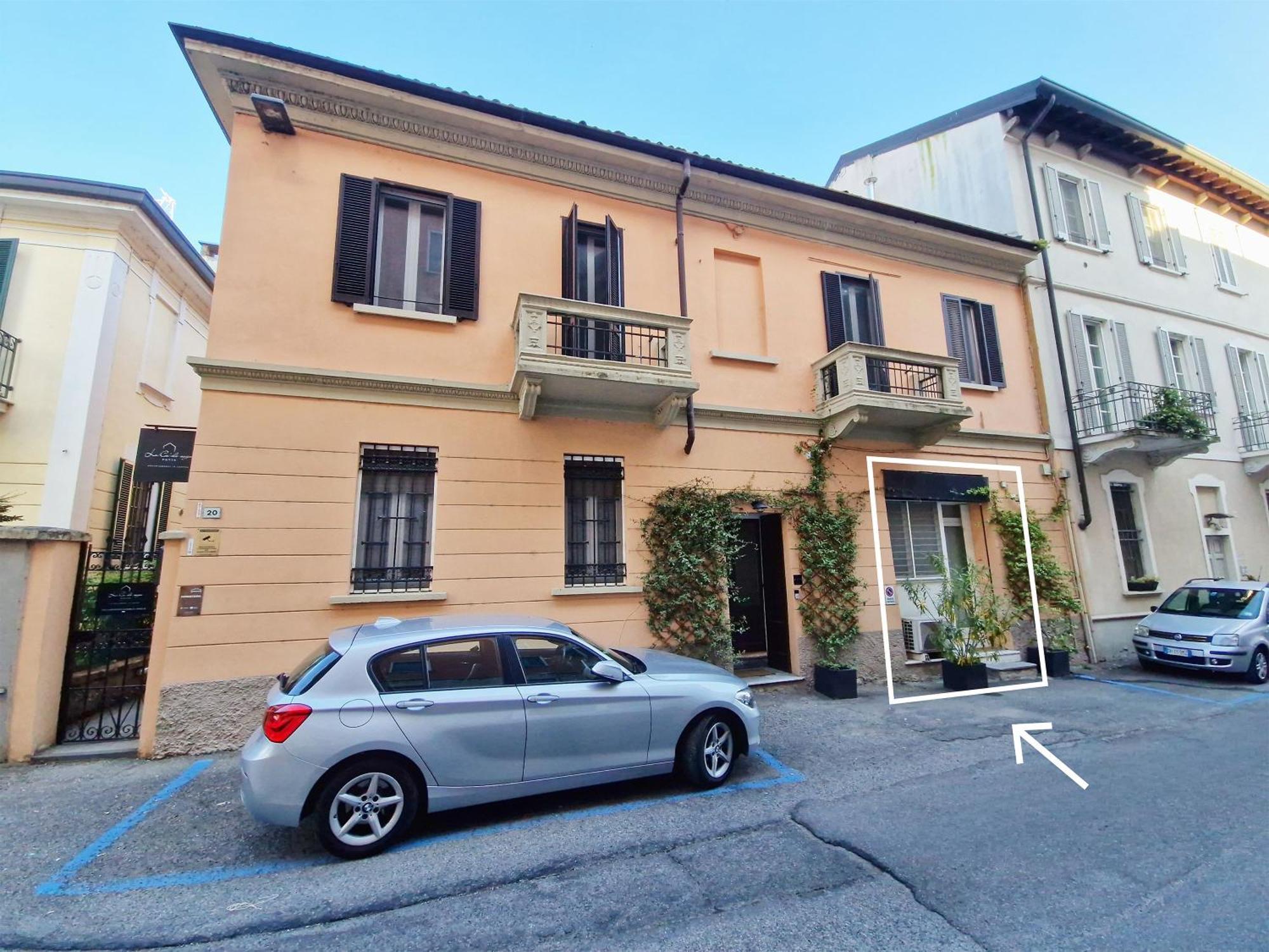 La Ca' Di Sogn Aparthotel Pavia Bagian luar foto